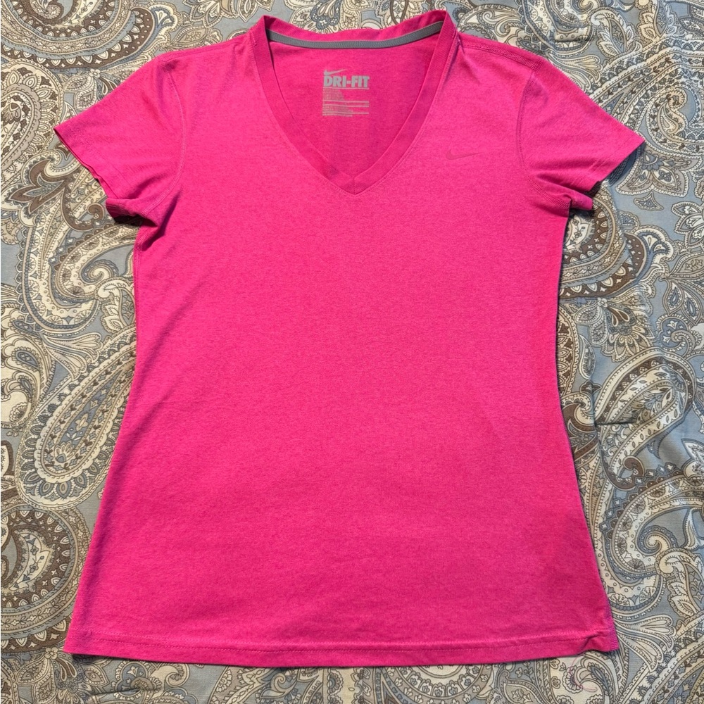 Nike Dri-Fit Pink Regular Fit Women’s Shirt size S